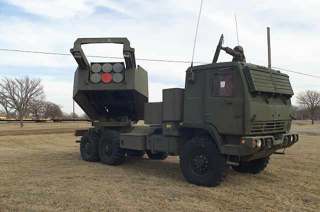 Himars_high_mobility_artillery_multiple_rocket_launcher_system_fmtv_6x6_truck_Lockeed_Martin_United_States_US_army_640.jpg
