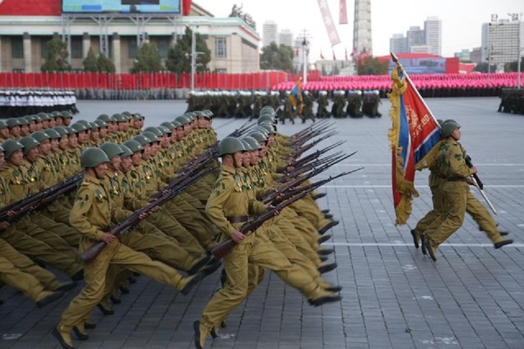 북한군_군화-1.jpg