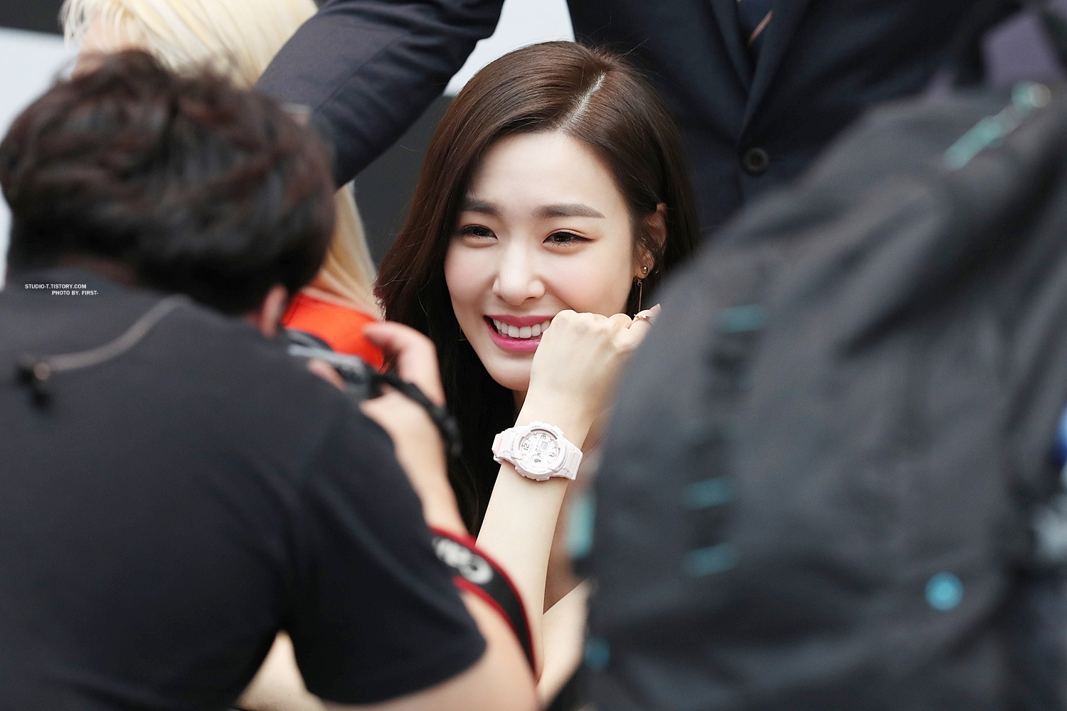 170416 G-SHOCK 팬사인회 티파니 by FIRST- (17).jpg