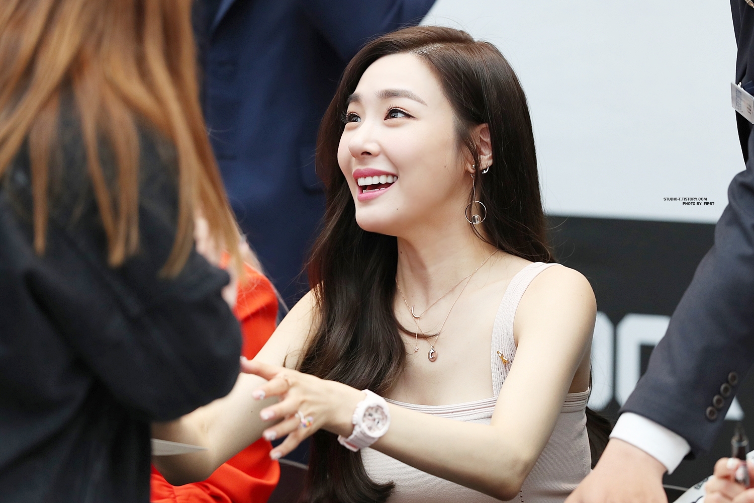 170416 G-SHOCK 팬사인회 티파니 by FIRST- (35).jpg
