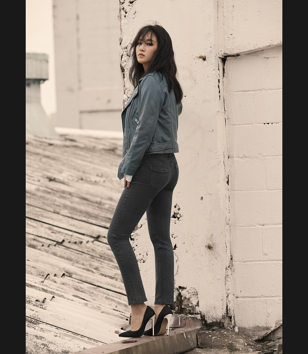 170824 BLACKEY Jeans Lookbook 2017 FW 유리 (6).jpg