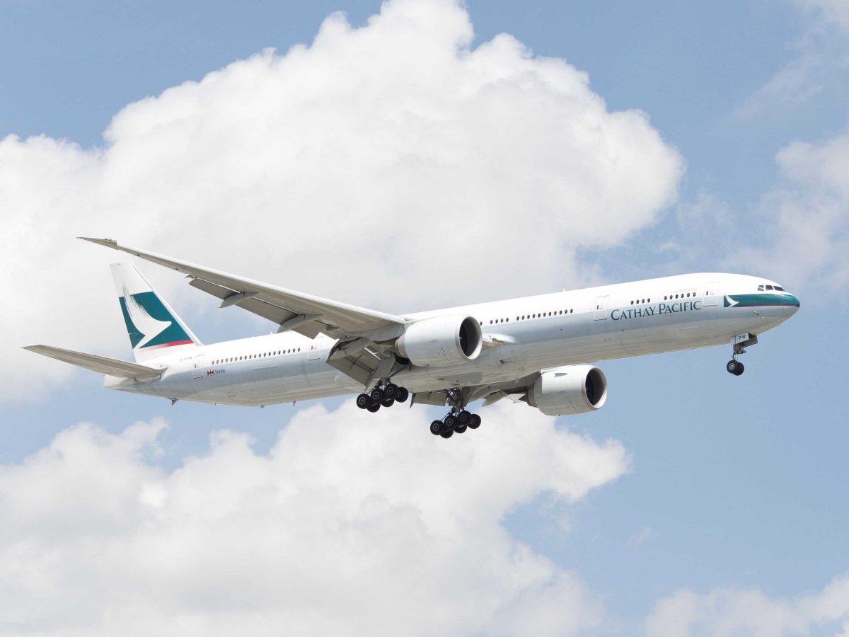 09-cathay-pacific.jpg