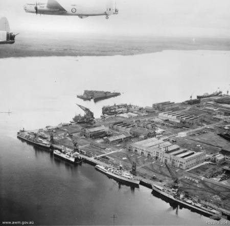 Singapore_Naval_Base_June_1953.jpg