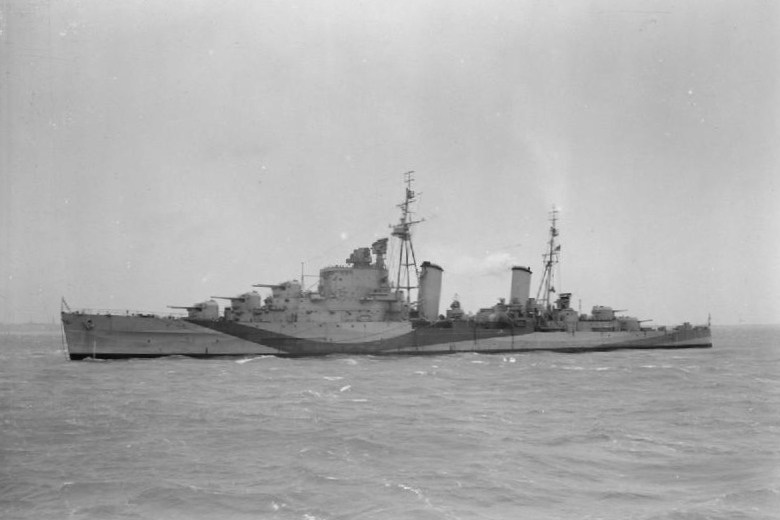 HMS_Sirius_1942_IWM_FL_5263.jpg