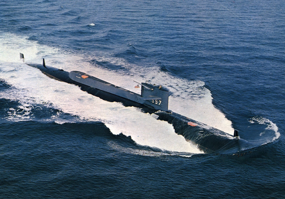1200px-USS_Tullibee_(SSN-597).jpg