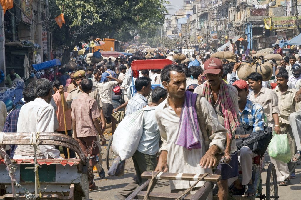 depositphotos_8001561-stock-photo-crowded-indian-street-scene.jpg