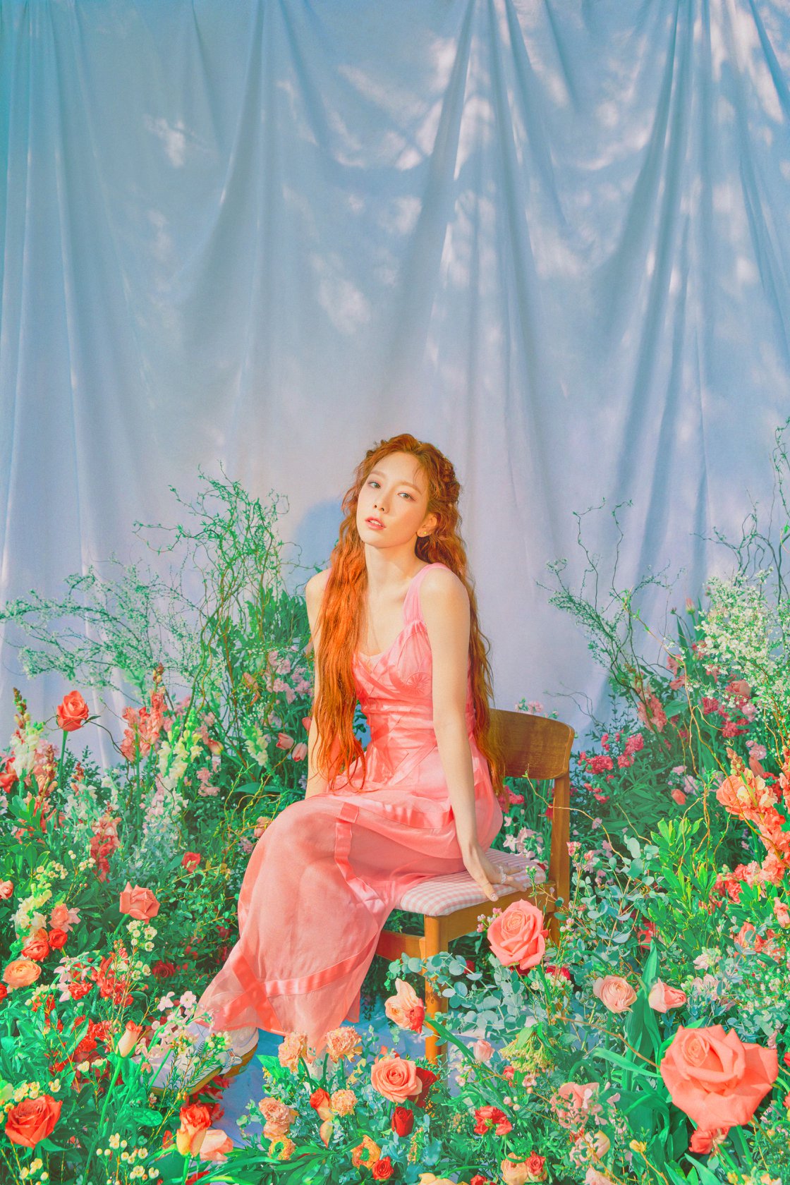 200304 태연 HAPPY 티저이미지 by 소녀시대 페이스북 (2).jpg